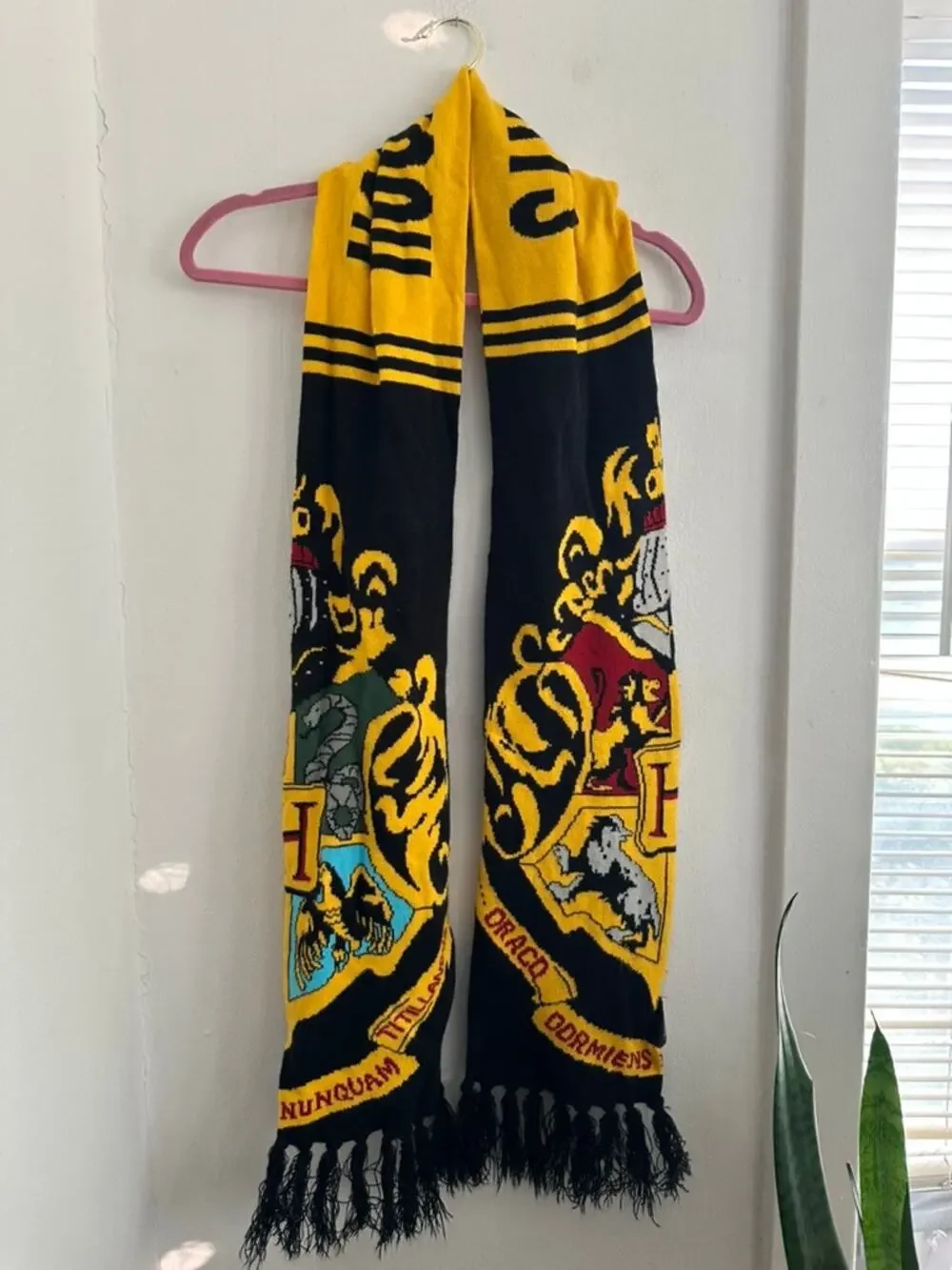 HARRY POTTER Hogwarts Adult Unisex Scarf